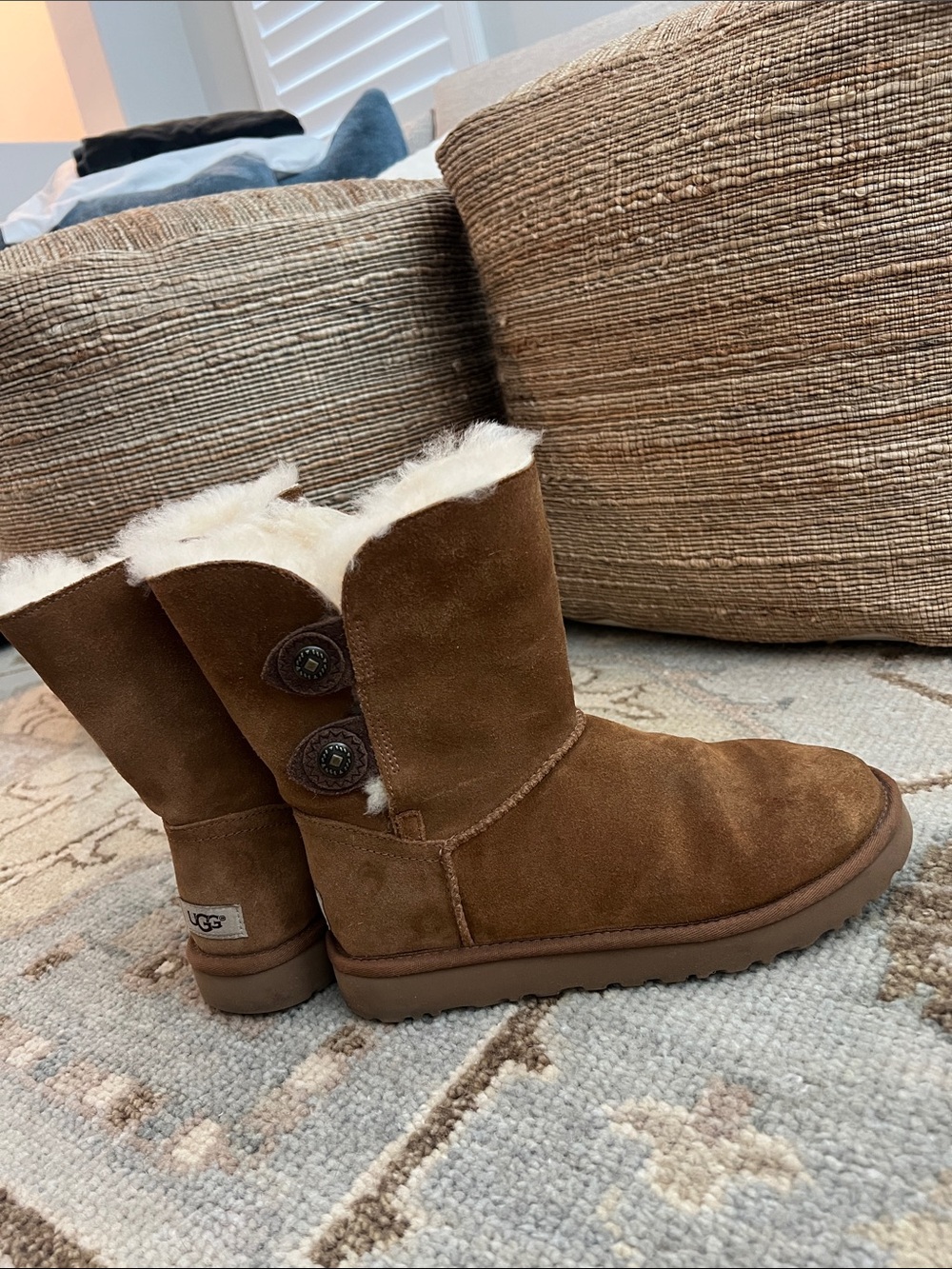 UGG Bailey Button II Boot - Chestnut